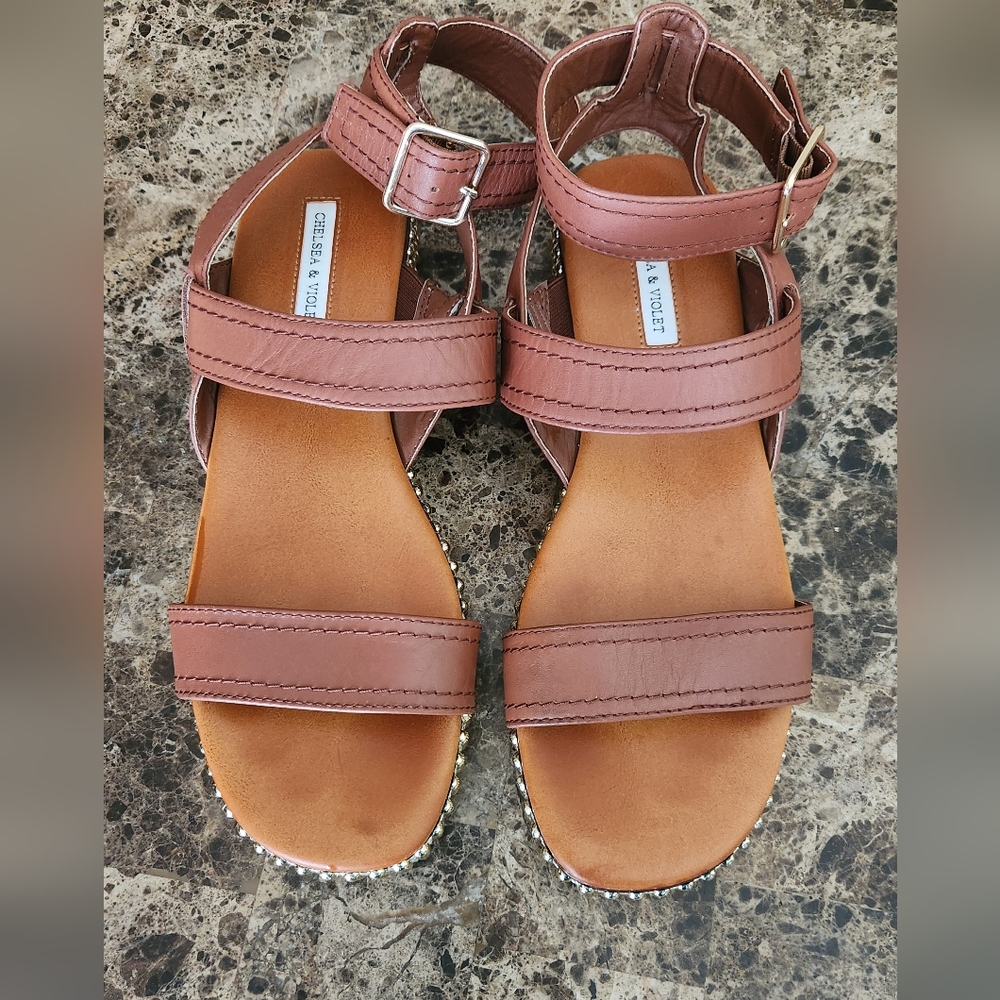 Chelsea & Violet Dax Ankle StrapChain Flatform Sandals - Picture 4 of 5